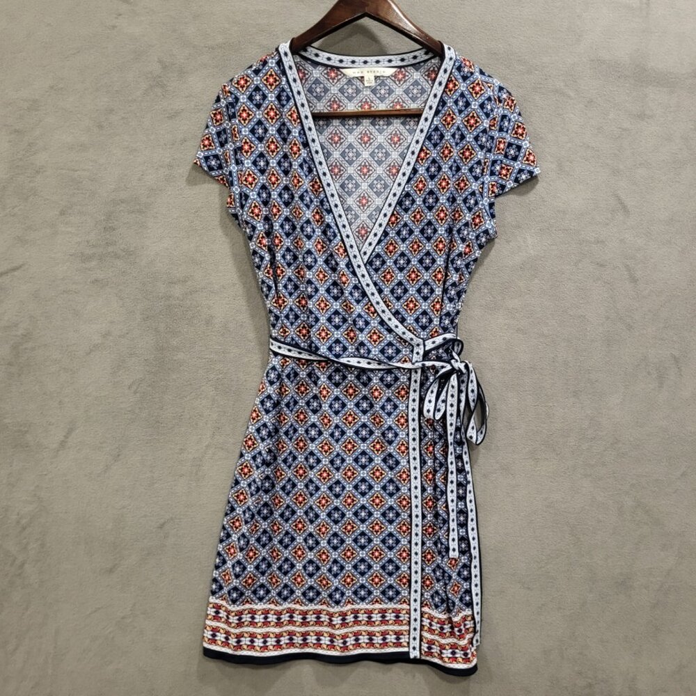 Max Studio Wrap Dress Women's Size‎ Large Knee Length Stretchy Slinky Sexy